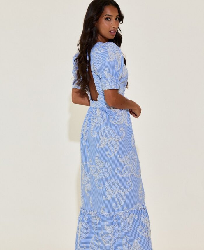 Vestido comprido com bordados e abertura na costa SCRIPTA