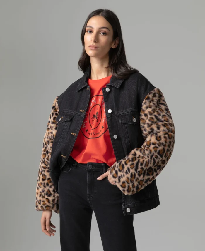 Casaco jeans com mangas e personalização do logotipo GAELLE