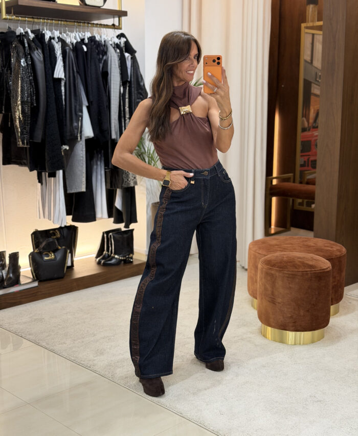 Calça de ganga em lavagem escura