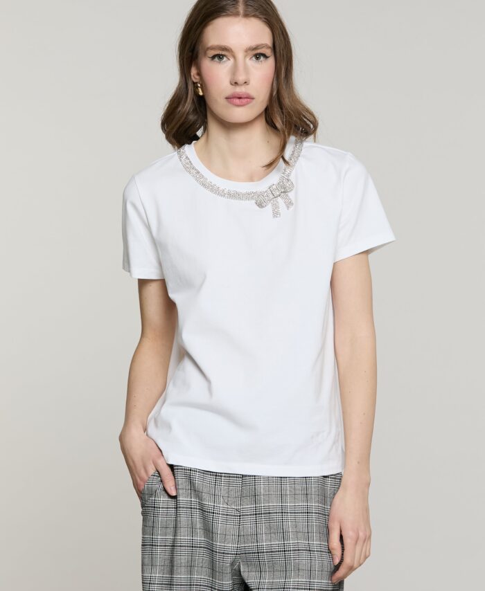 T-shirt KANTA com laço de strass — RELISH — Branco
